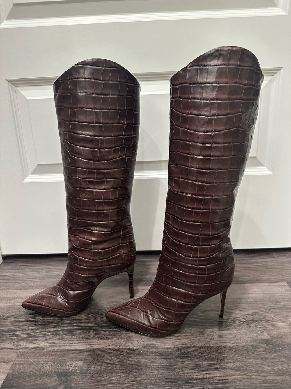 Schutz Maryana dark chocolate croc boots 8.5